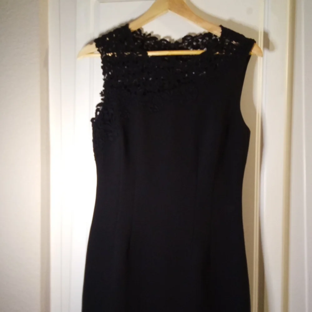 Elie Tahari Black Shift Sleeveless Dress with Lace Size 4 - Picture 5 of 11